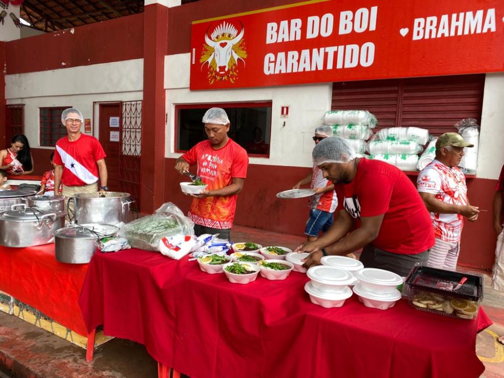 Feijoada da Vaqueirada do Garantido movimenta curral Lindolfo Monteverde
